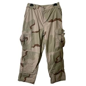 Vintage 1997 BDU Desert Camouflage Pattern Cargo Pants // S Long